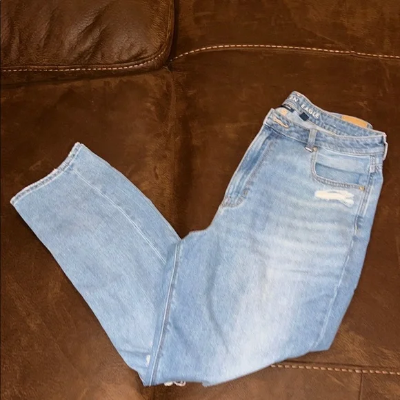 American Eagle mom Jean - Picture 1 of 2